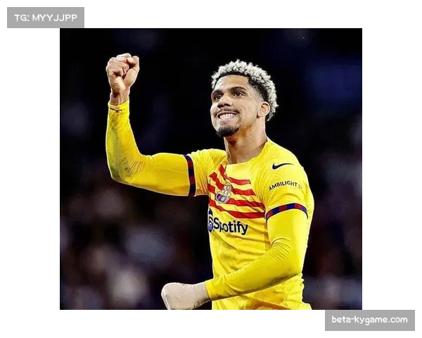 巴萨后卫阿劳霍再创佳绩，距队史美洲球员出场榜前十仅差一战